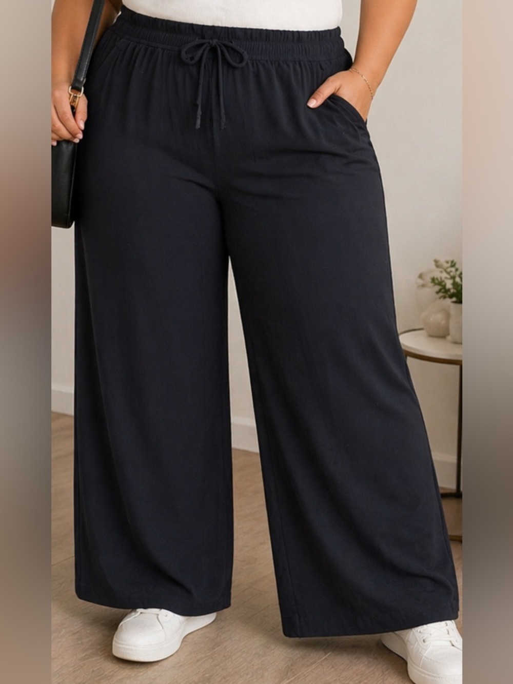 NWT Lane Bryant Black Wide-Leg Drawstring Pants Plus size 26/28